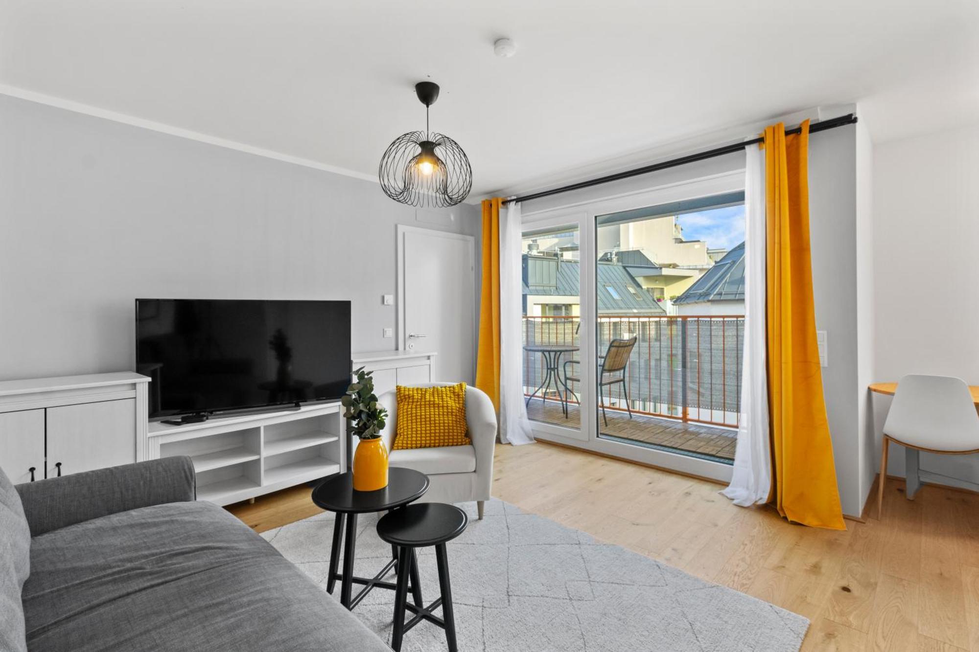 Apartament Free Parking I Balcony I 5 Min To Train Station *